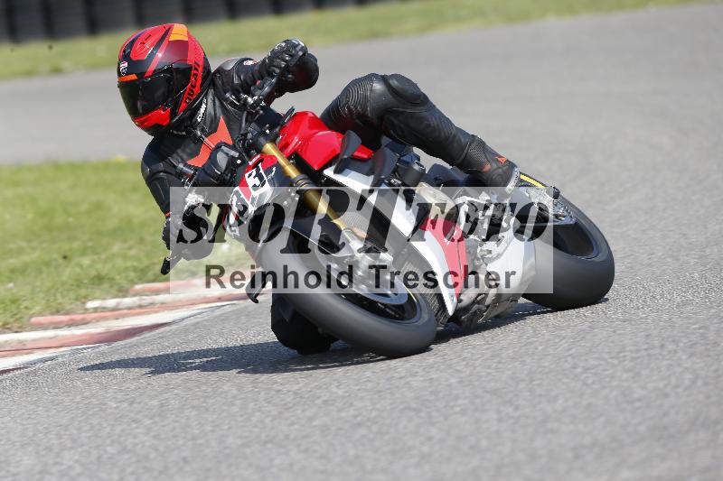 /45 10.08.2025 Plüss Moto Sport ADR/Freies Fahren/733